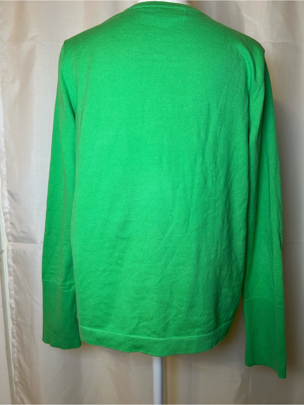 Lilly Pulitzer Kelly Green Long-Sleeve Crewneck Top - Picture 3 of 10